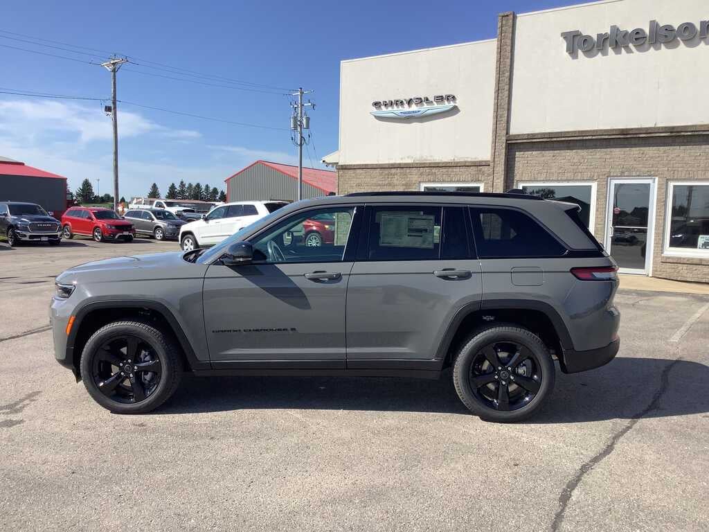 2027 Jeep Grand Cherokee Limited