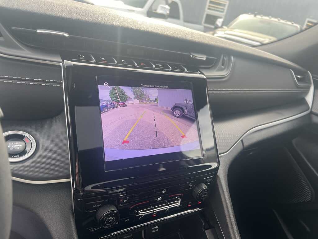 2024 Jeep Grand Cherokee L Altitude X 4x4