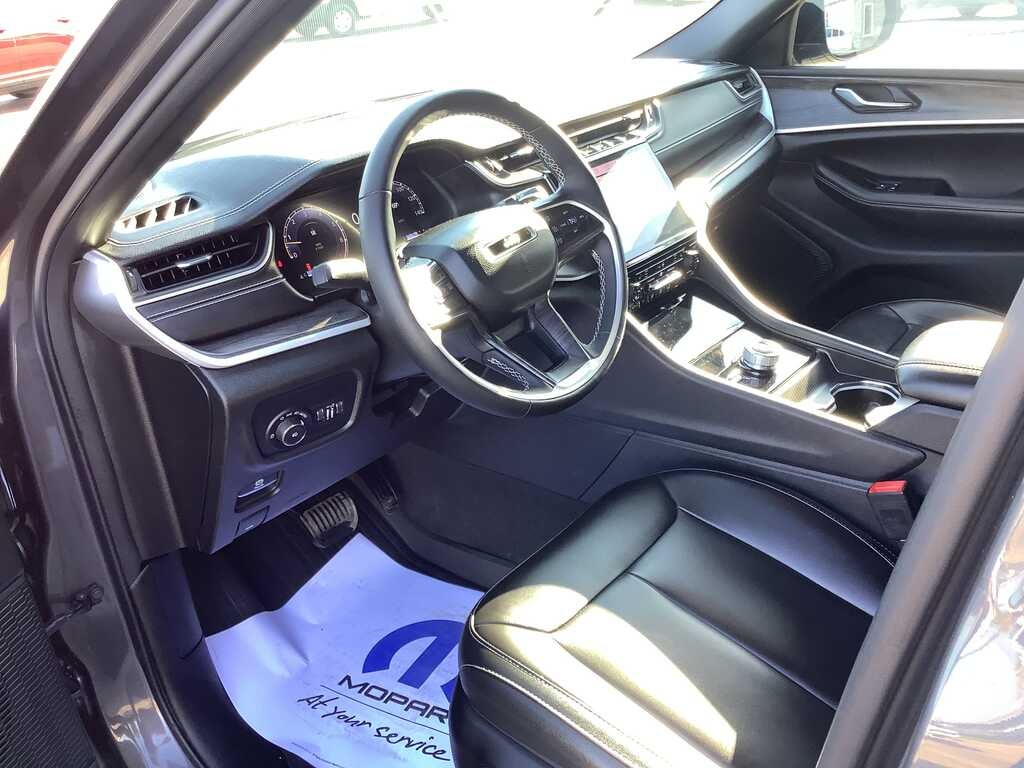 2024 Jeep Grand Cherokee L Limited 4x4