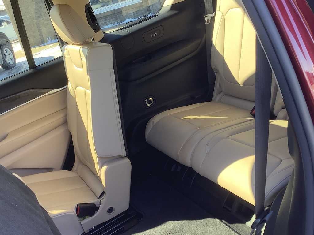 2022 Jeep Grand Cherokee L Limited 4x4