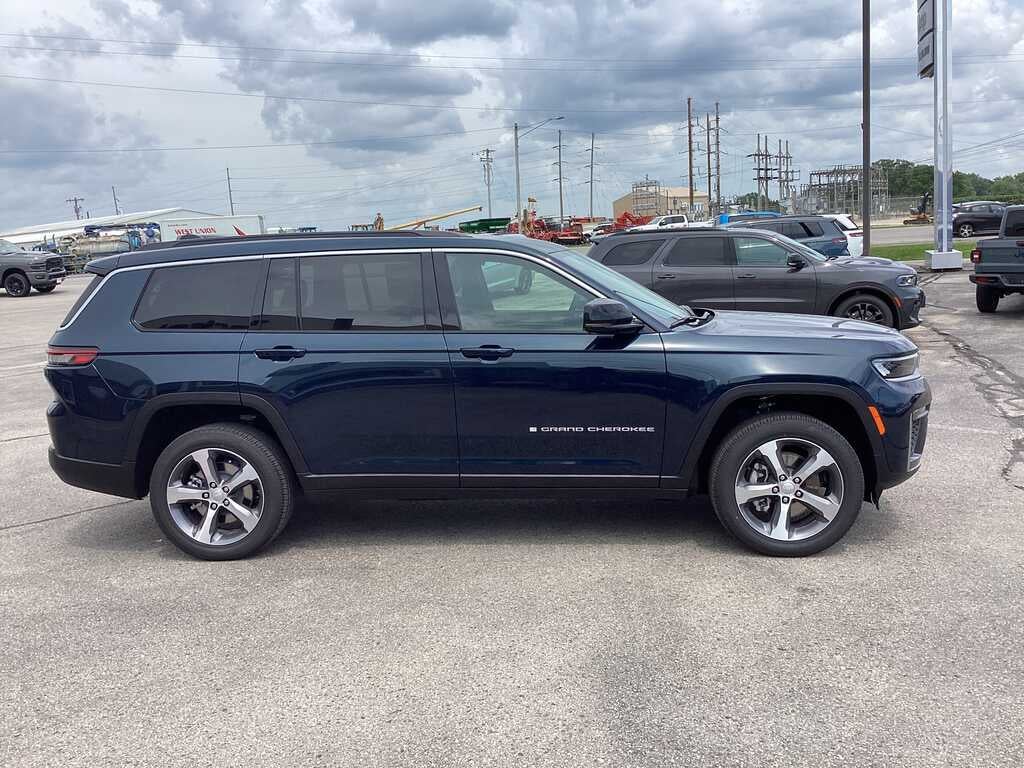 2026 Jeep Grand Cherokee GRAND CHEROKEE L LIMITED 4X4