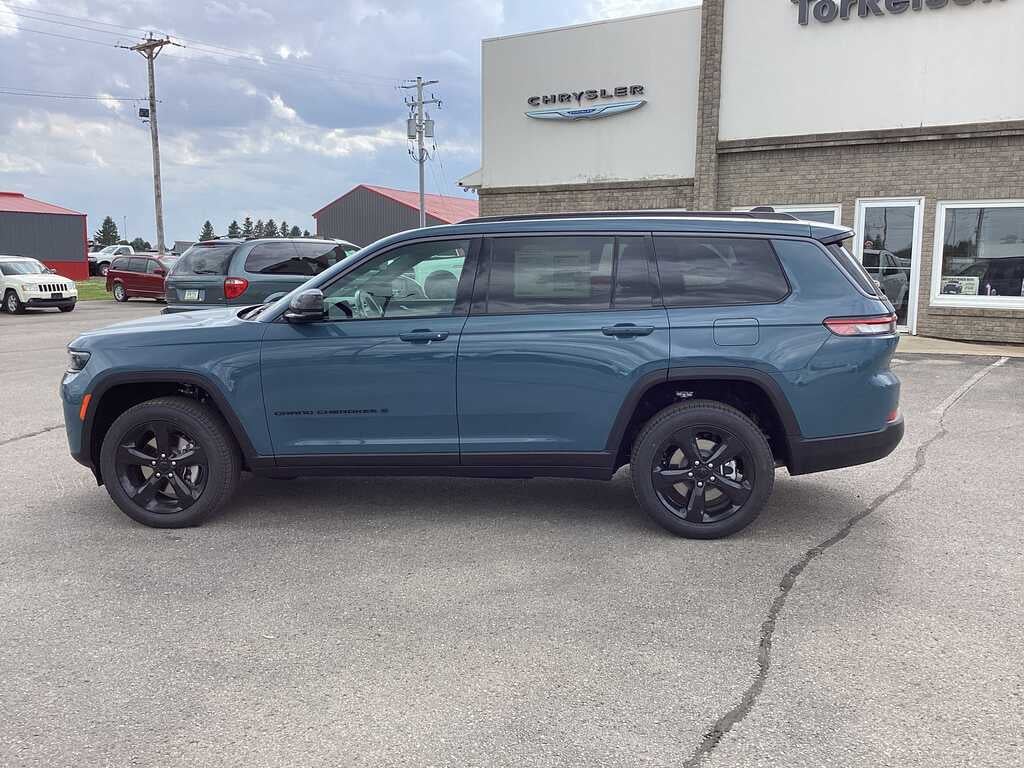 2026 Jeep Grand Cherokee GRAND CHEROKEE L LIMITED 4X4