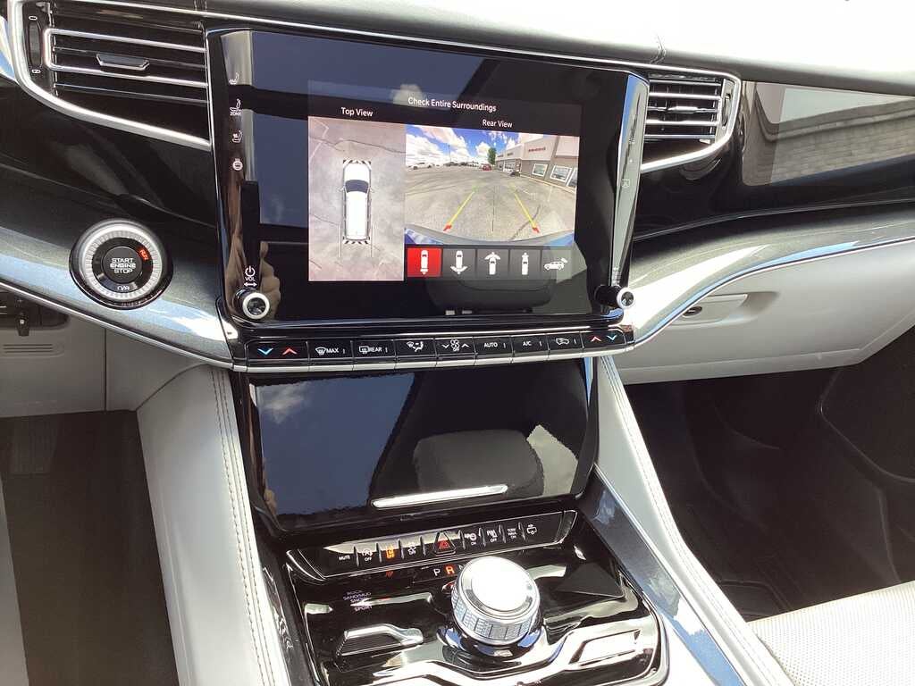 2023 Jeep Wagoneer Series I 4x4