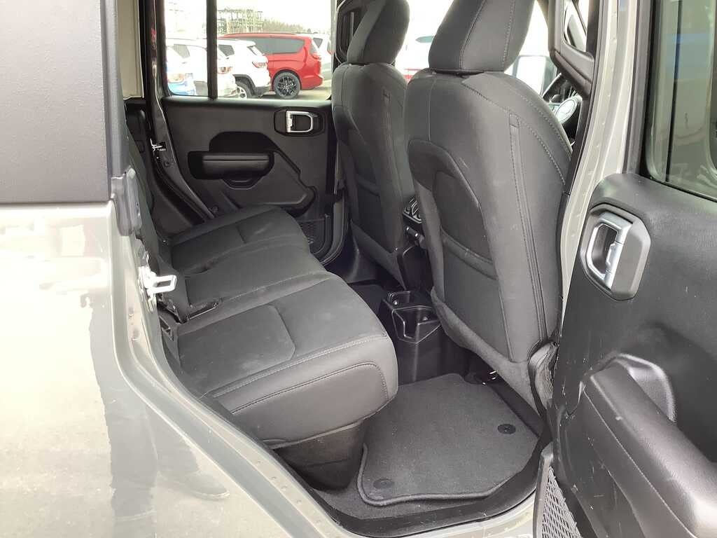 2021 Jeep Gladiator Sport S 4x4