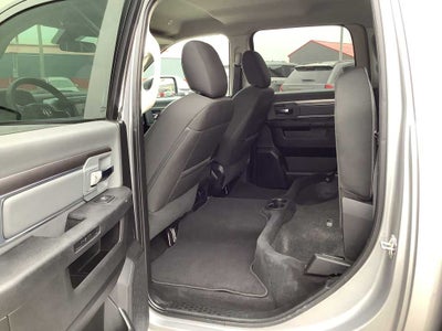 2022 RAM 1500 Classic SLT Crew Cab 4x4 5'7' Box