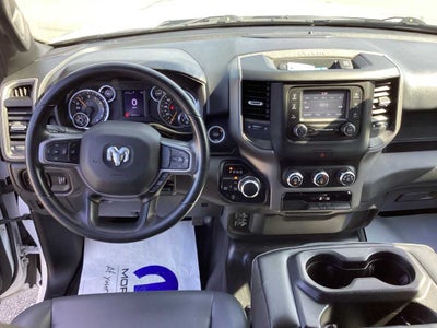 2022 RAM 1500 Tradesman Crew Cab 4x4 6'4' Box