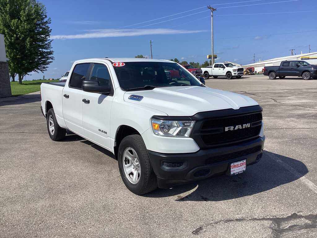 2022 RAM 1500 Tradesman Crew Cab 4x4 6'4' Box