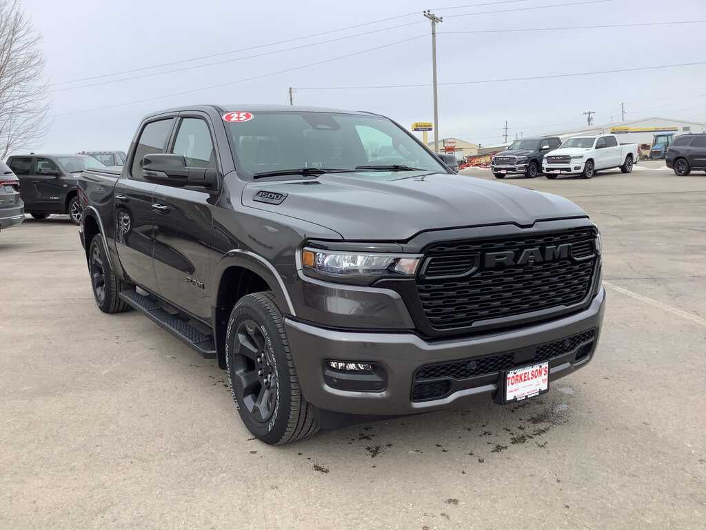 2025 RAM 1500 Big Horn Crew Cab 4x4 5'7' Box
