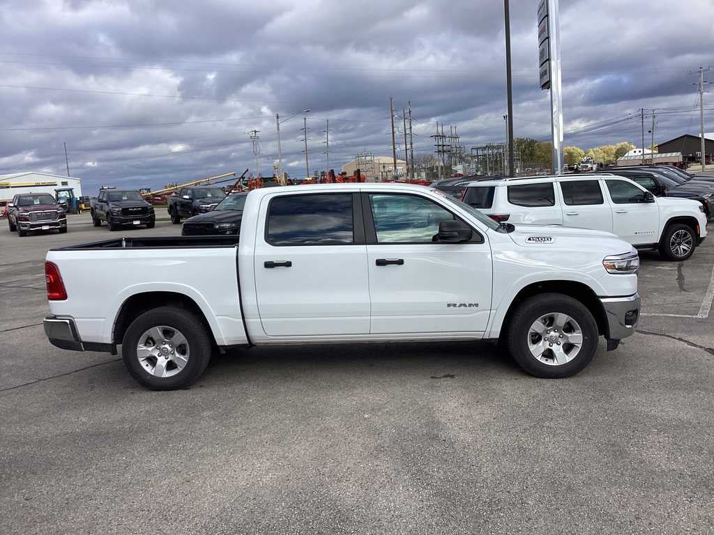 2025 RAM 1500 Big Horn Crew Cab 4x4 5'7' Box