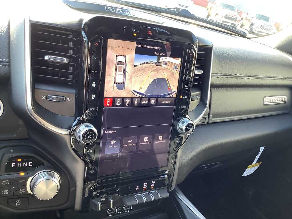 2027 RAM Ram 1500 RAM 1500 LARAMIE CREW CAB 4X4 5'7' BOX