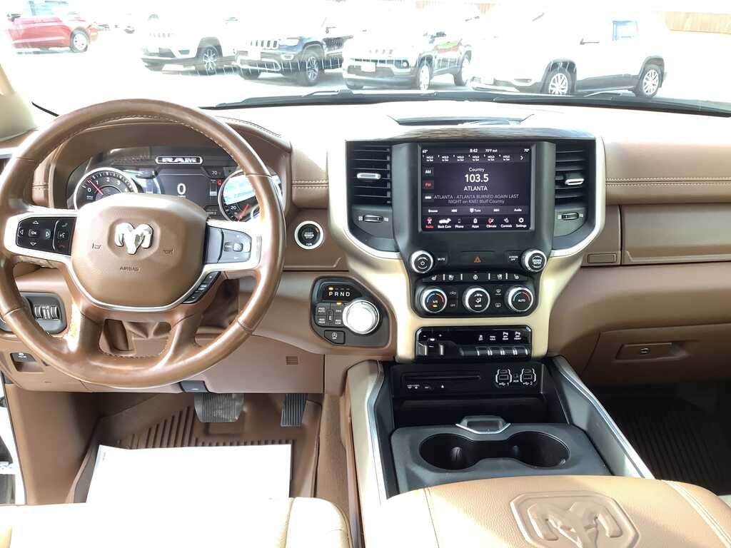 2019 RAM 1500 Crew Cab Laramie 4x4