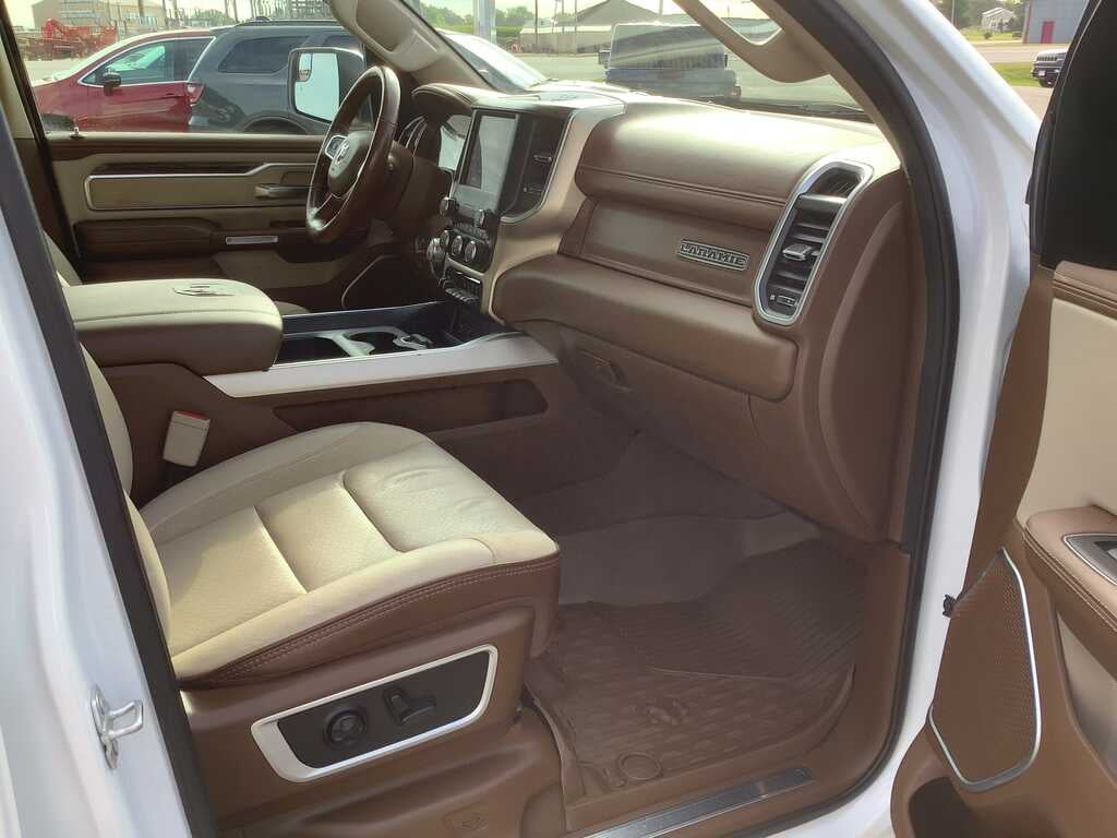2019 RAM 1500 Crew Cab Laramie 4x4
