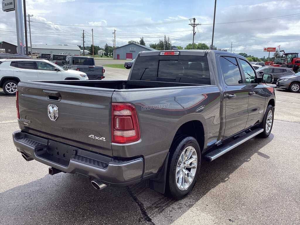 2023 RAM 1500 Laramie Crew Cab 4x4 6'4' Box