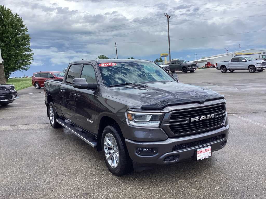 2023 RAM 1500 Laramie Crew Cab 4x4 6'4' Box