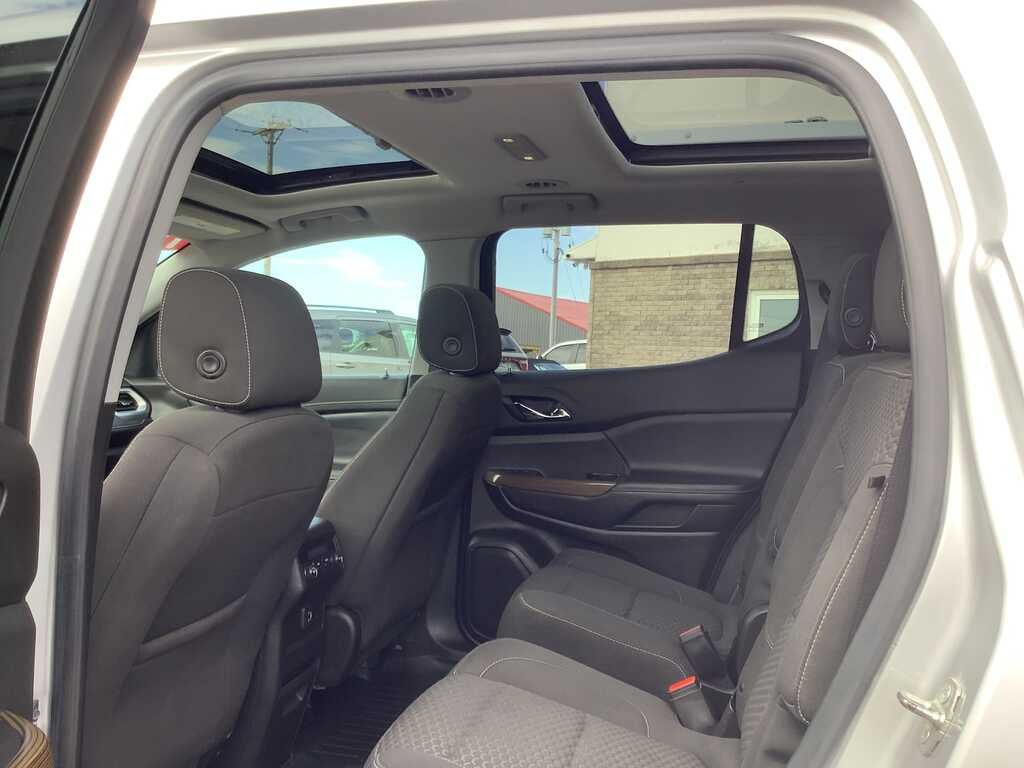 2019 GMC Acadia SLE-2
