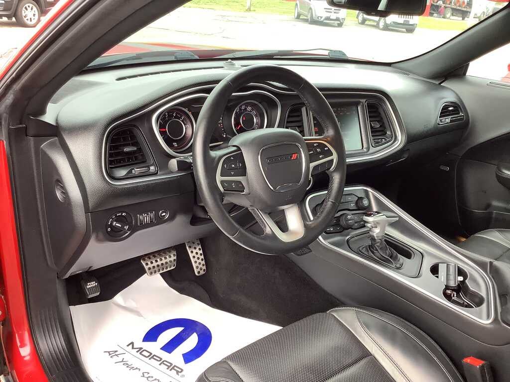 2015 Dodge Challenger SXT Plus