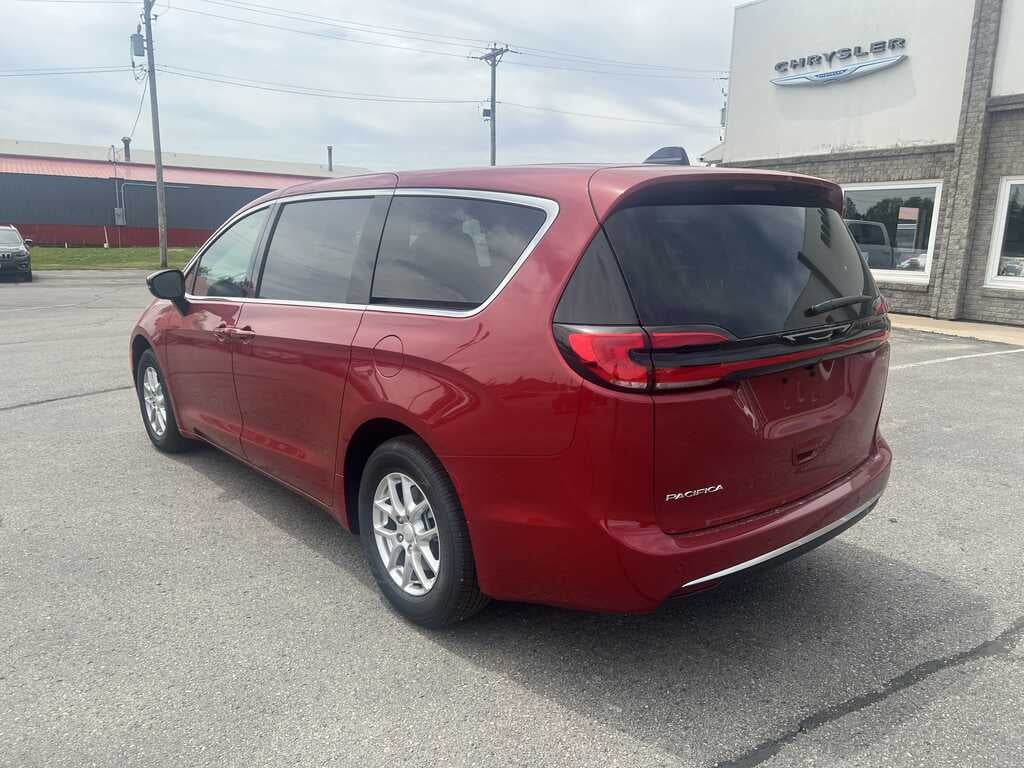 2027 Chrysler Pacifica PACIFICA SELECT