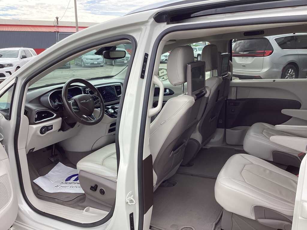 2020 Chrysler Pacifica Touring L Plus