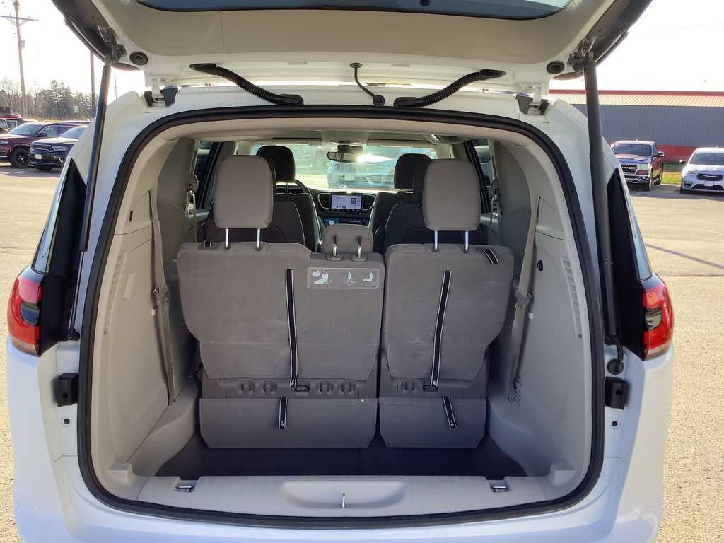 2021 Chrysler Pacifica Touring