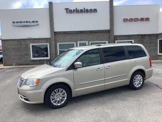 2014 Chrysler Town & Country Limited
