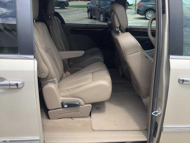 2014 Chrysler Town & Country Limited