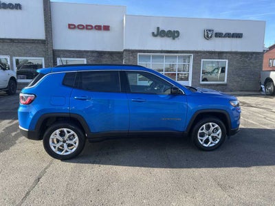 2026 Jeep Compass COMPASS LATITUDE 4X4