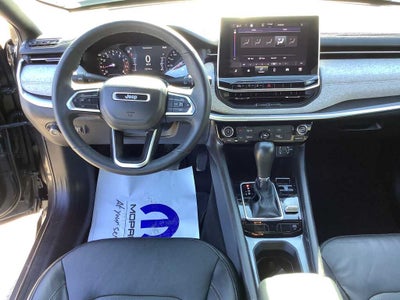 2023 Jeep Compass Latitude Lux FWD