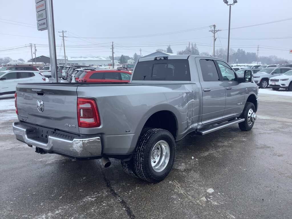 2023 RAM 3500 Laramie Crew Cab 4x4 8' Box