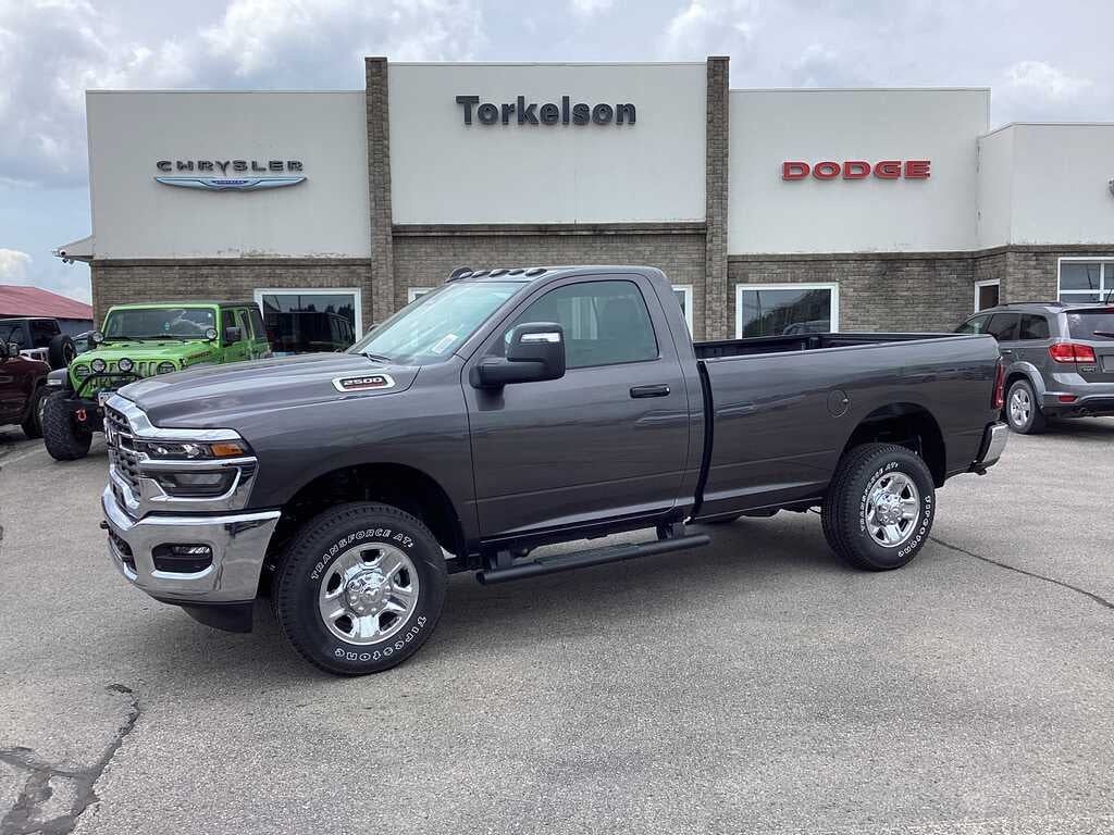 2026 RAM Ram 2500 RAM 2500 TRADESMAN REGULAR CAB 4X4 8' BOX