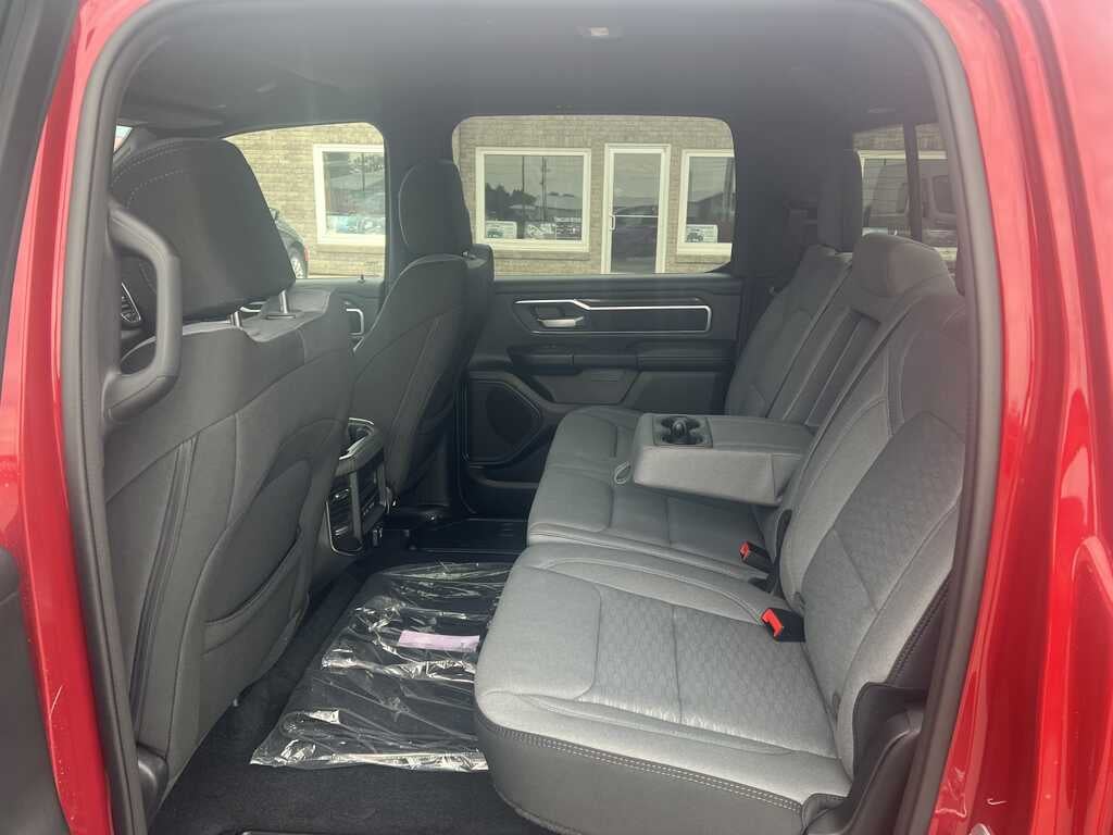 2026 RAM 1500 RAM 1500 BIG HORN CREW CAB 4X4 5'7' BOX