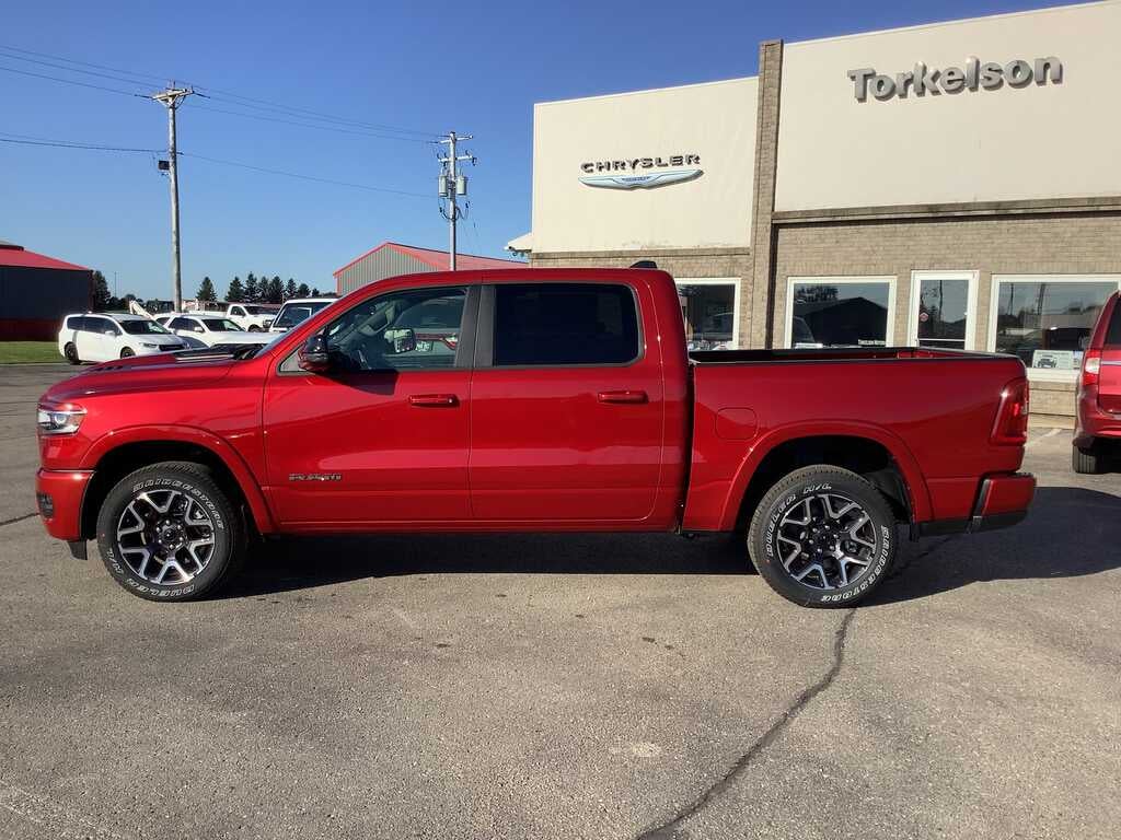 2026 RAM Ram 1500 RAM 1500 LARAMIE CREW CAB 4X4 5'7' BOX