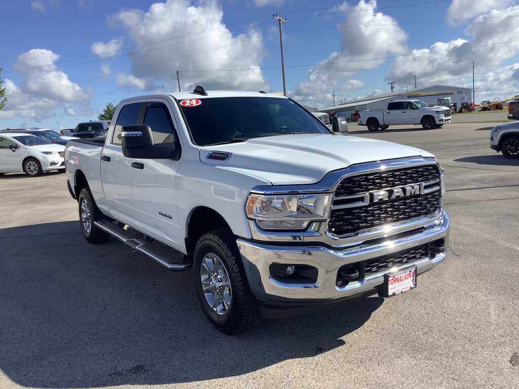 2024 RAM 2500 Big Horn Crew Cab 4x4 6'4' Box