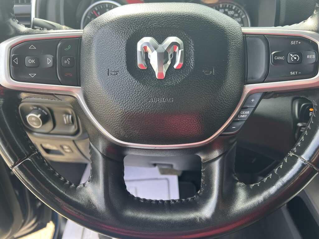 2023 RAM 1500 Crew Cab Big Horn 4x4