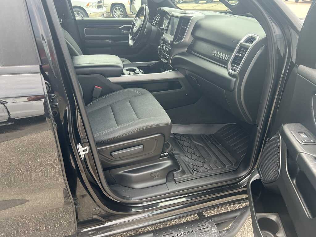 2019 RAM 1500 Big Horn/Lone Star Crew Cab 4x4 5'7' Box