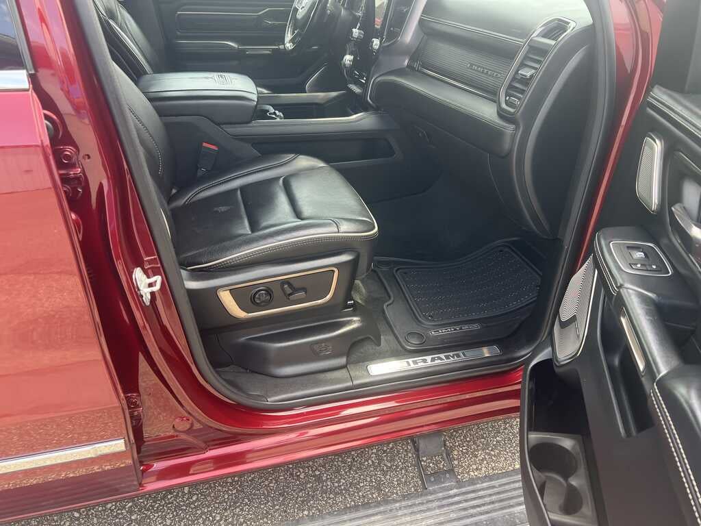 2021 RAM 1500 Limited Crew Cab 4x4 5'7' Box