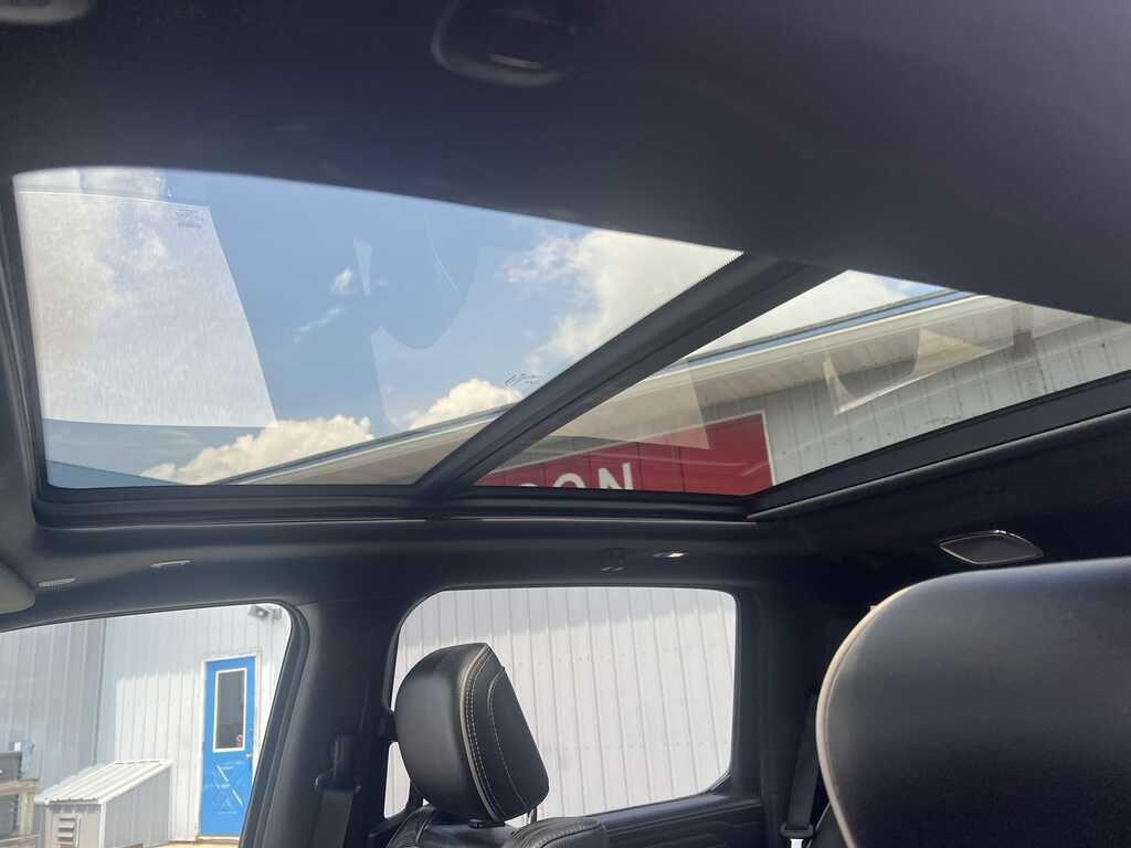 2021 RAM 1500 Limited Crew Cab 4x4 5'7' Box