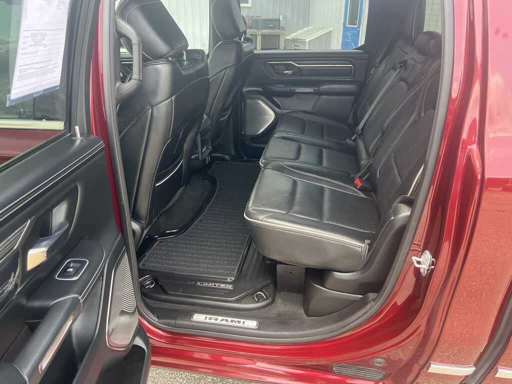 2021 RAM 1500 Limited Crew Cab 4x4 5'7' Box