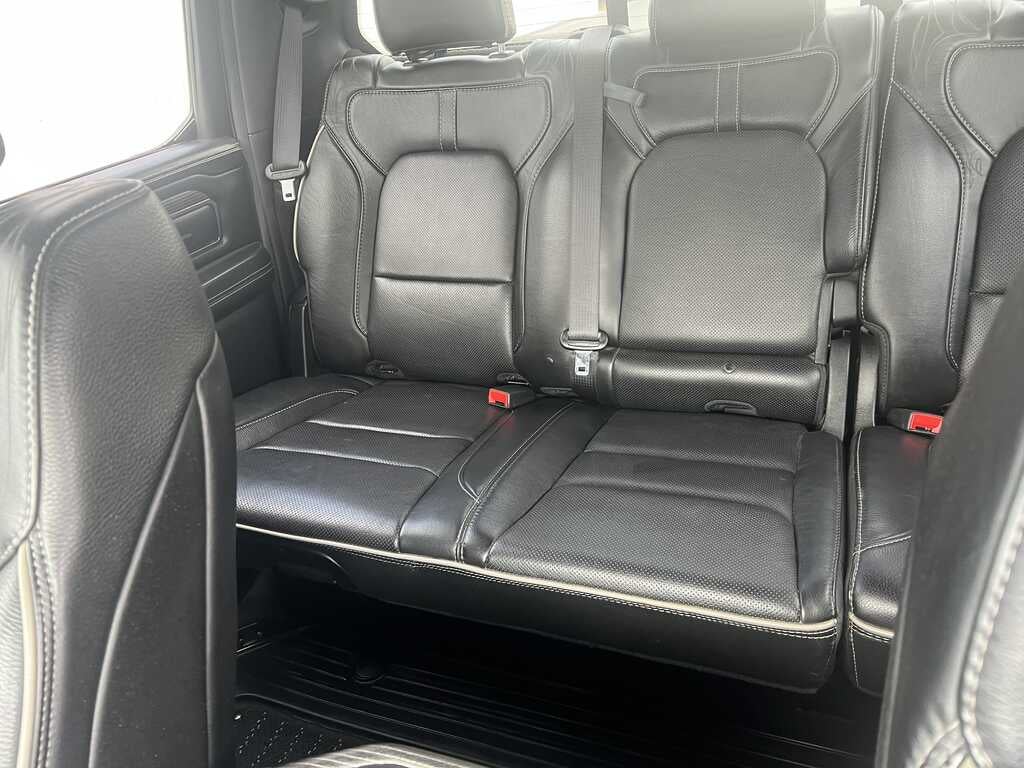 2021 RAM 1500 Limited Crew Cab 4x4 5'7' Box