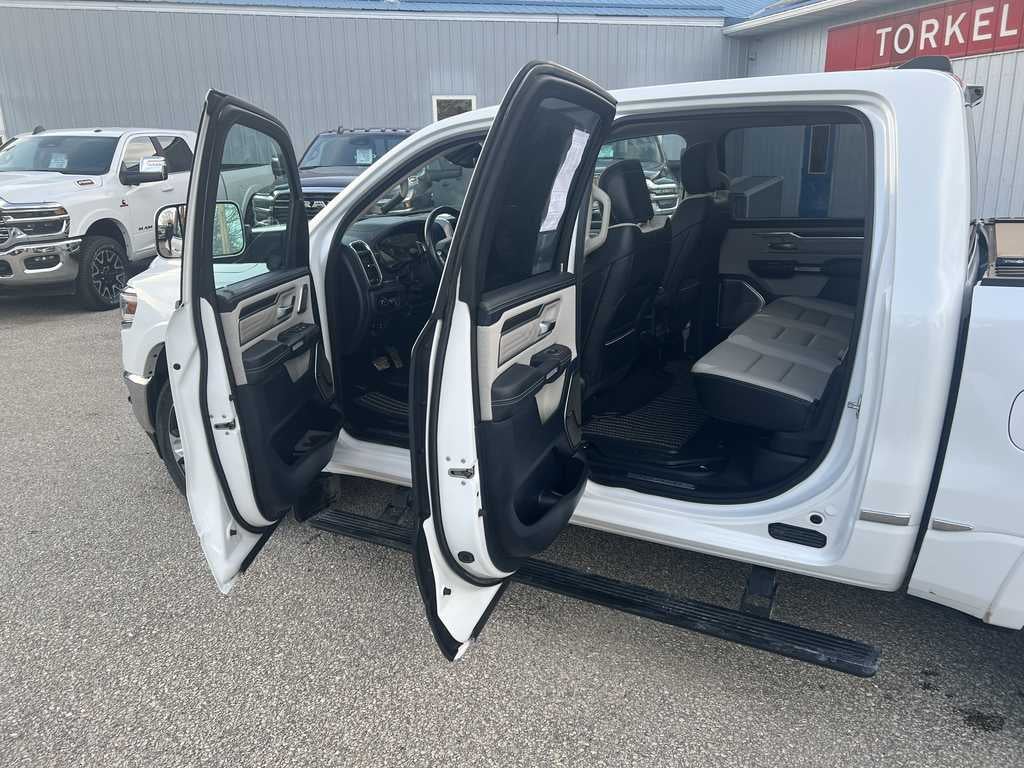 2023 RAM 1500 Limited Crew Cab 4x4 5'7' Box