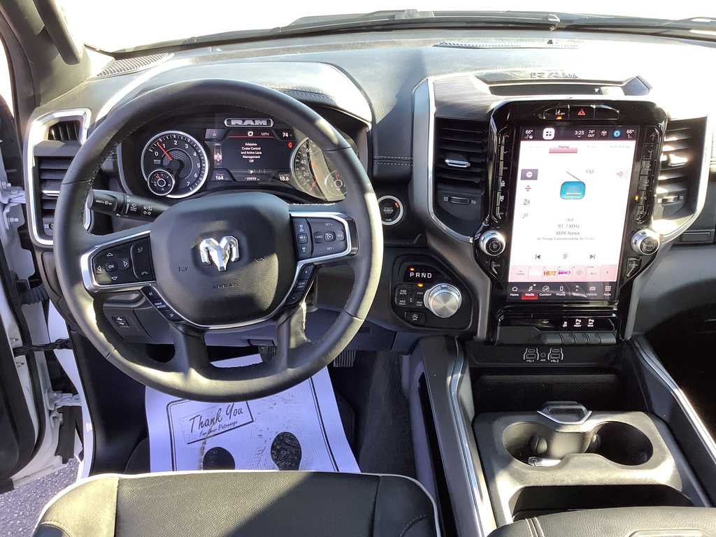 2025 RAM 1500 Laramie Crew Cab 4x4 5'7' Box