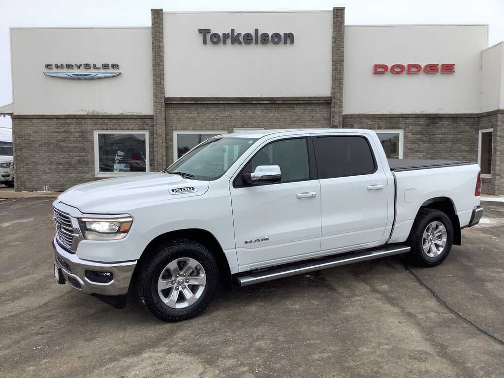 2023 RAM 1500 Laramie Crew Cab 4x4 5'7' Box