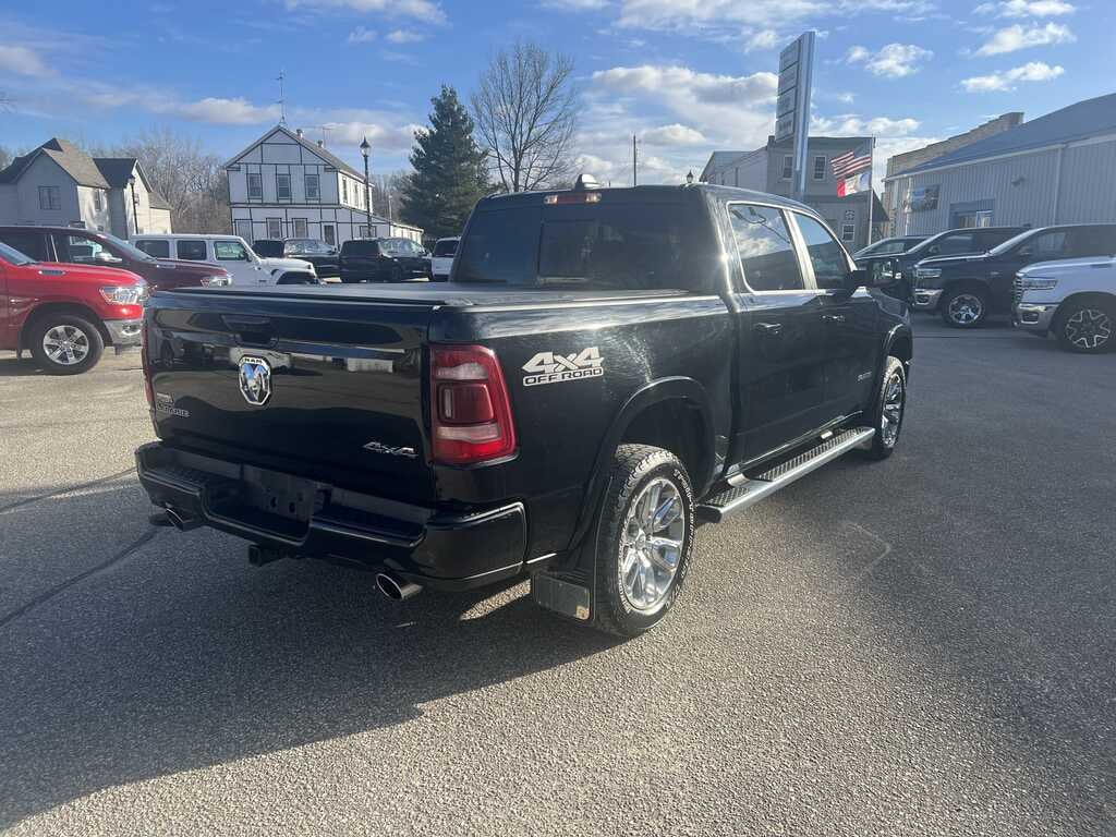 2021 RAM 1500 Laramie Crew Cab 4x4 5'7' Box