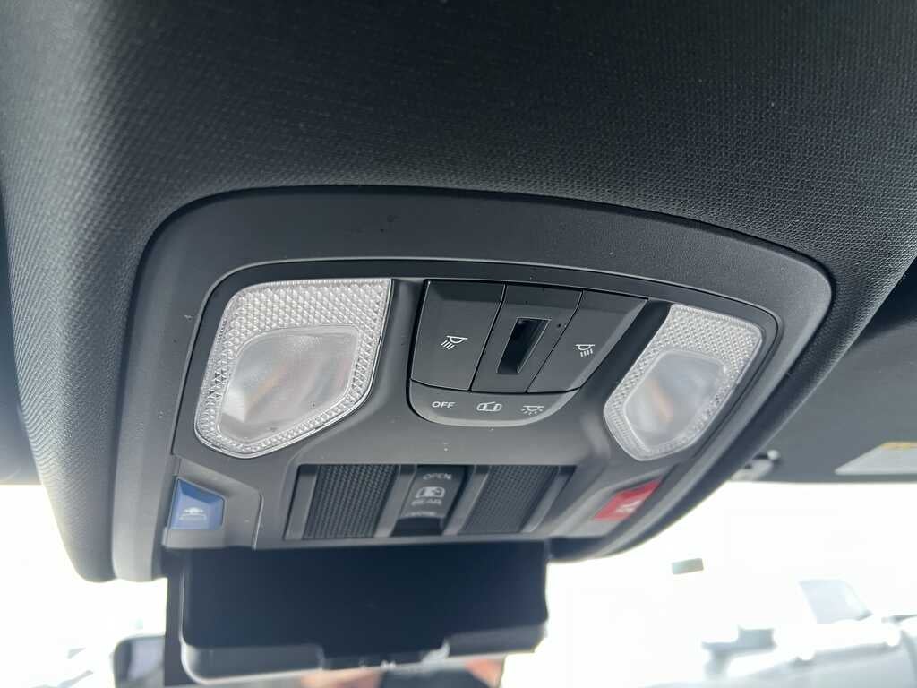 2020 RAM 1500 Rebel Crew Cab 4x4 5'7' Box