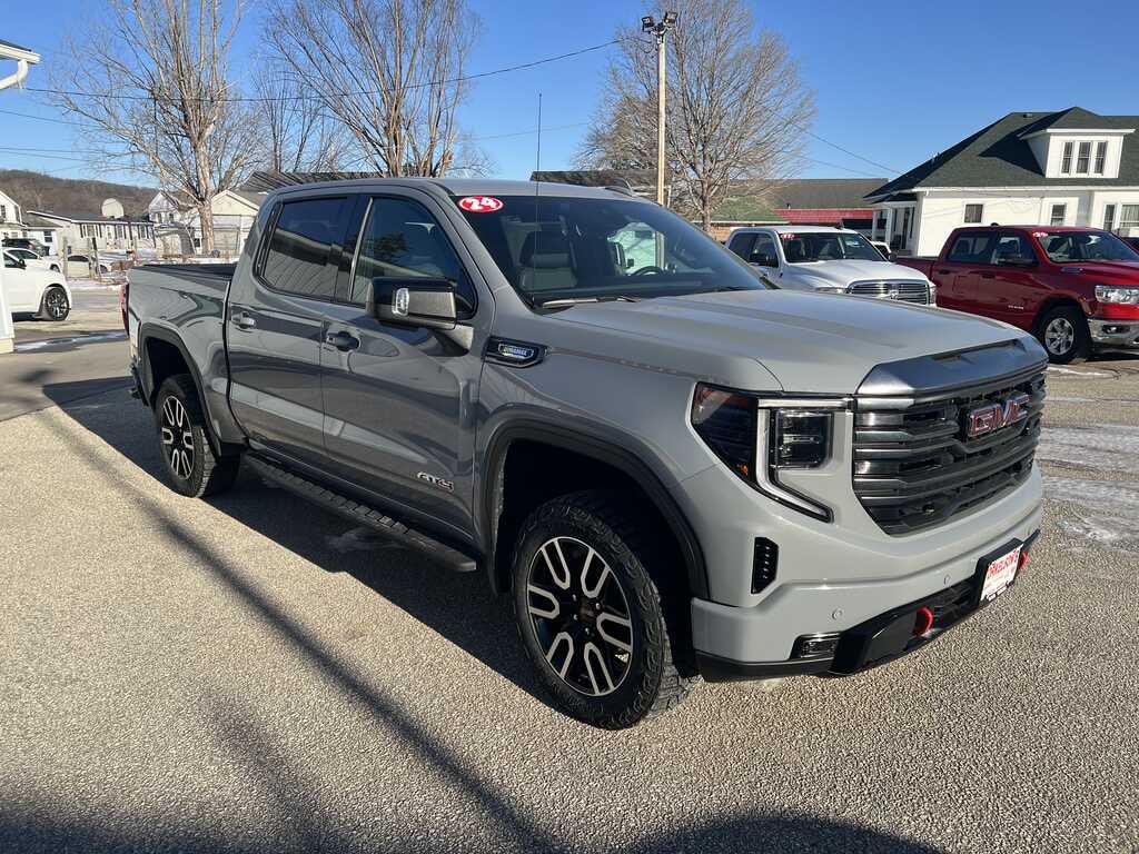 2024 GMC Sierra 1500 4WD Crew Cab Short Box AT4