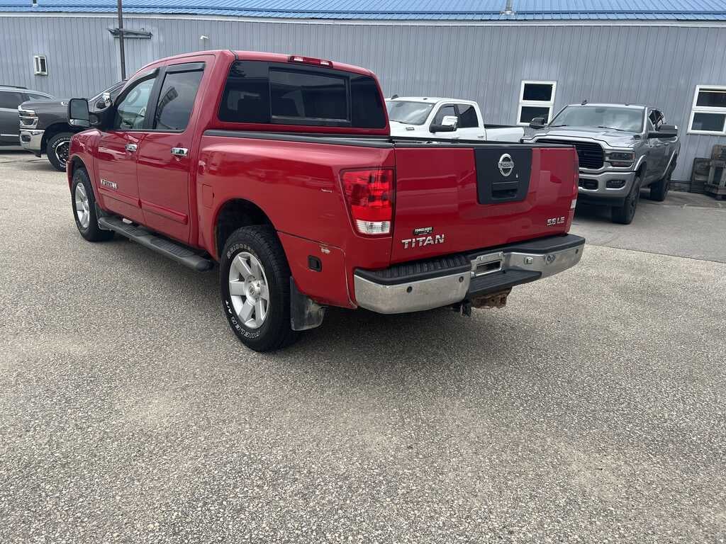 2005 Nissan Titan LE