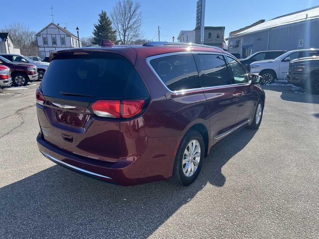 2019 Chrysler Pacifica Touring L