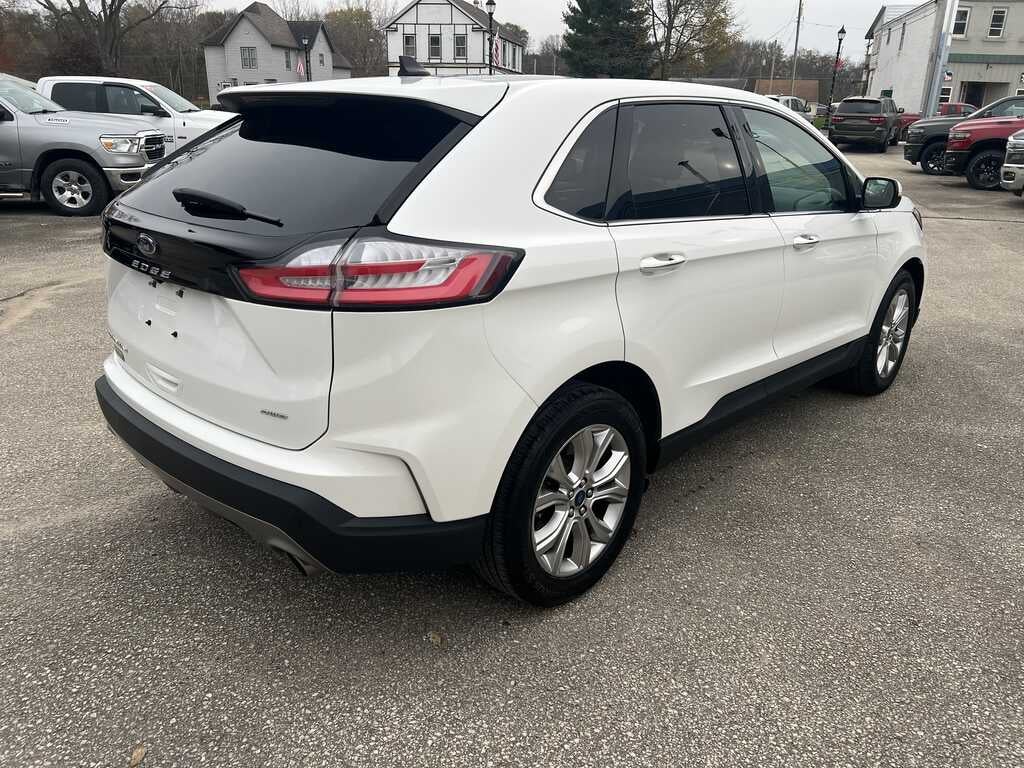 2022 Ford Edge Titanium