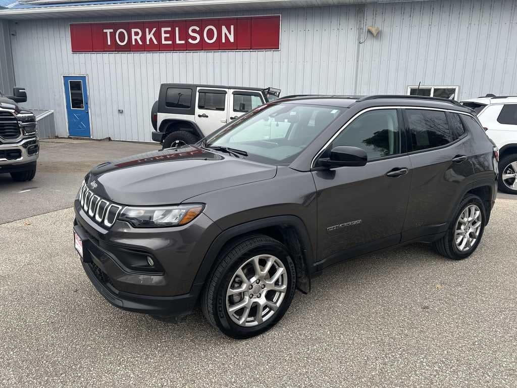 2022 Jeep Compass Latitude Lux 4x4