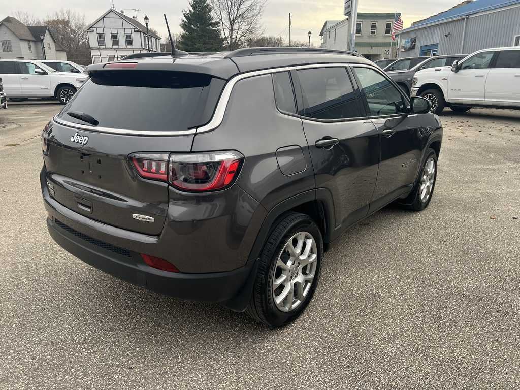 2022 Jeep Compass Latitude Lux 4x4